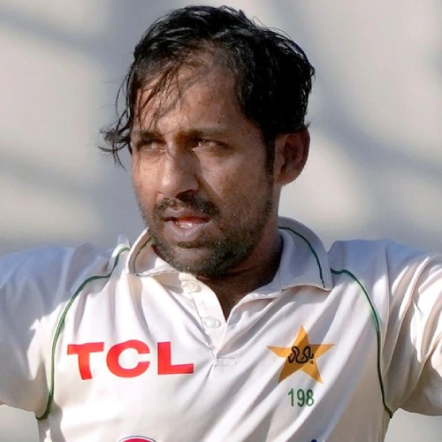 Former Pakistan Skipper Sarfaraz Ahmed Retires from International Cricket